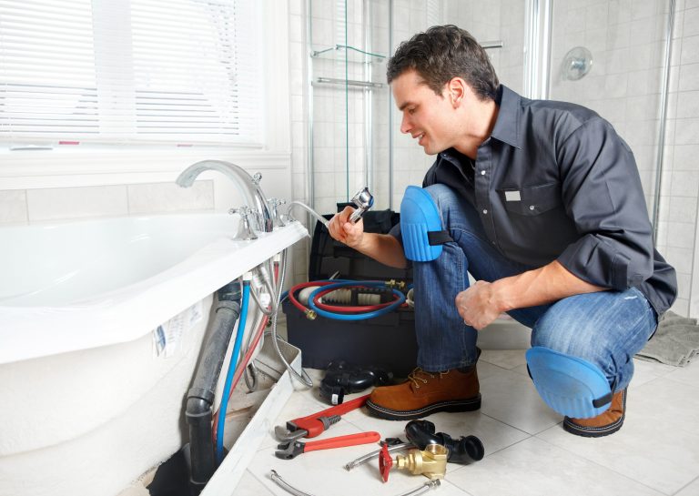 Picture for article How to Install Plumbing for a Tub: DIY Step-by-Step Guide
